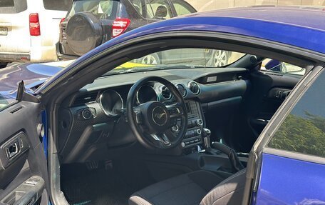 Ford Mustang VI рестайлинг, 2016 год, 1 450 000 рублей, 10 фотография
