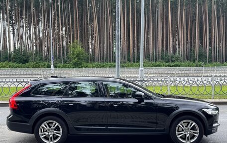 Volvo V90 Cross Country I рестайлинг, 2017 год, 3 470 000 рублей, 2 фотография