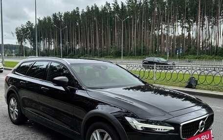 Volvo V90 Cross Country I рестайлинг, 2017 год, 3 470 000 рублей, 10 фотография