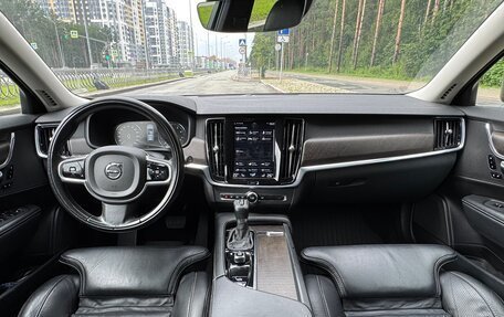 Volvo V90 Cross Country I рестайлинг, 2017 год, 3 470 000 рублей, 29 фотография