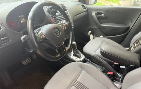 Volkswagen Polo VI (EU Market), 2017 год, 1 100 000 рублей, 4 фотография