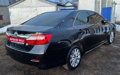 Toyota Camry, 2014 год, 1 555 000 рублей, 3 фотография