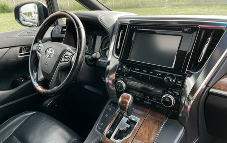 Toyota Alphard III, 2017 год, 3 897 000 рублей, 10 фотография