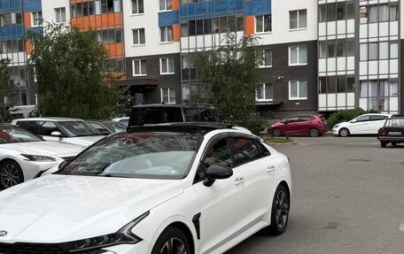 KIA K5, 2020 год, 1 820 000 рублей, 2 фотография