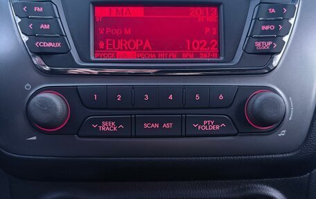 KIA Rio III рестайлинг, 2012 год, 900 000 рублей, 11 фотография
