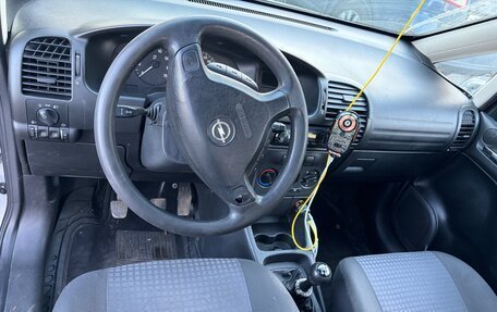 Opel Zafira A рестайлинг, 2002 год, 280 000 рублей, 11 фотография