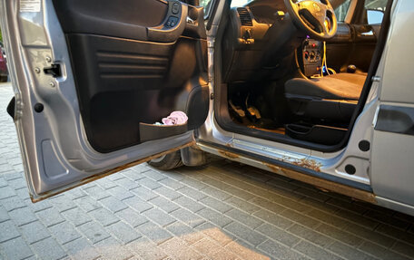 Opel Zafira A рестайлинг, 2002 год, 280 000 рублей, 14 фотография