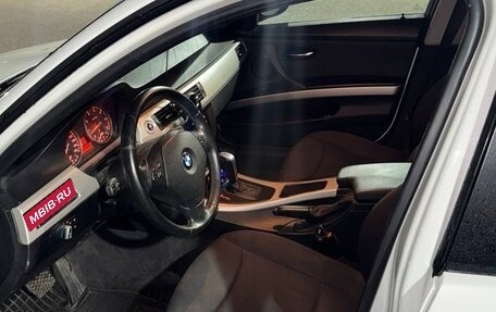 BMW 3 серия, 2011 год, 1 160 000 рублей, 8 фотография