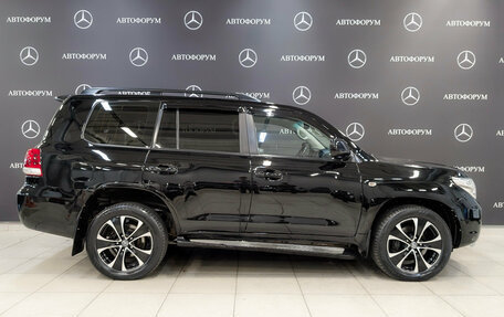 Toyota Land Cruiser 200, 2010 год, 2 200 000 рублей, 4 фотография