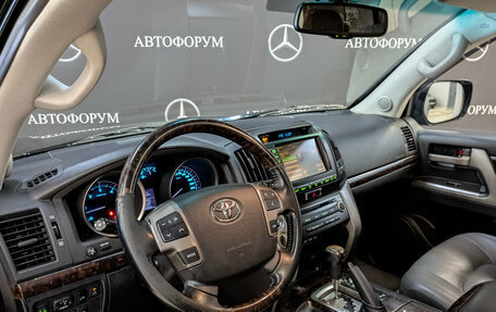 Toyota Land Cruiser 200, 2010 год, 2 200 000 рублей, 15 фотография