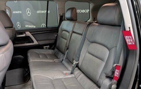 Toyota Land Cruiser 200, 2010 год, 2 200 000 рублей, 18 фотография