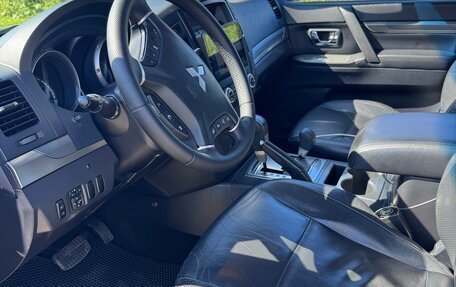 Mitsubishi Pajero IV, 2011 год, 1 950 000 рублей, 11 фотография