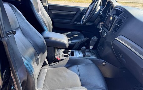 Mitsubishi Pajero IV, 2011 год, 1 950 000 рублей, 12 фотография