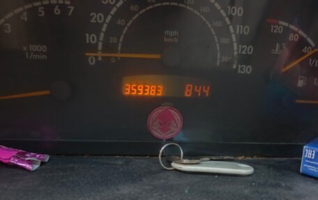 Mercedes-Benz Vito, 1999 год, 400 000 рублей, 4 фотография