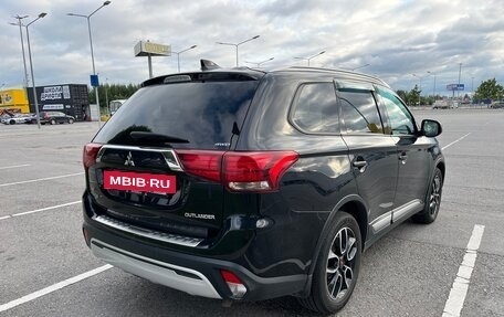 Mitsubishi Outlander III рестайлинг 3, 2019 год, 2 150 000 рублей, 4 фотография