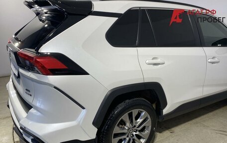 Toyota RAV4, 2021 год, 3 950 000 рублей, 3 фотография
