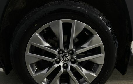 Toyota RAV4, 2021 год, 3 950 000 рублей, 12 фотография