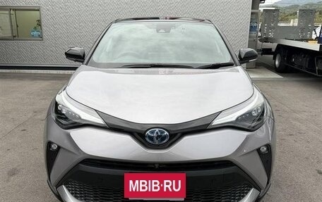 Toyota C-HR I рестайлинг, 2022 год, 1 770 000 рублей, 2 фотография