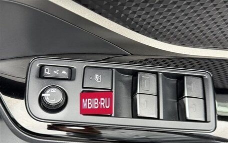 Toyota C-HR I рестайлинг, 2022 год, 1 770 000 рублей, 9 фотография