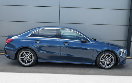Mercedes-Benz A-Класс, 2020 год, 2 449 000 рублей, 4 фотография