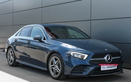 Mercedes-Benz A-Класс, 2020 год, 2 449 000 рублей, 3 фотография