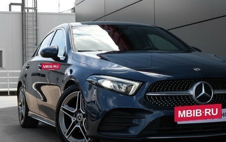 Mercedes-Benz A-Класс, 2020 год, 2 449 000 рублей, 22 фотография