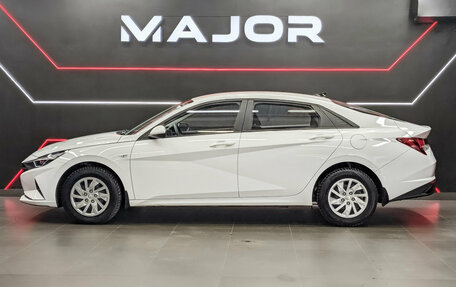Hyundai Elantra, 2022 год, 2 370 000 рублей, 8 фотография