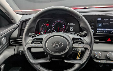 Hyundai Elantra, 2022 год, 2 370 000 рублей, 21 фотография