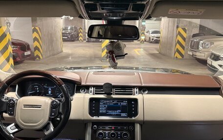 Land Rover Range Rover IV рестайлинг, 2015 год, 4 690 000 рублей, 10 фотография