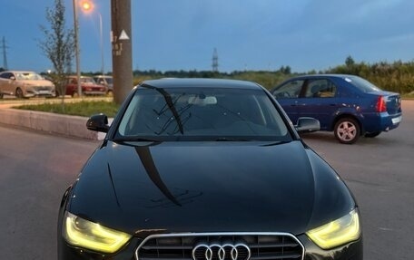 Audi A4, 2013 год, 1 250 000 рублей, 2 фотография