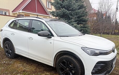 Volkswagen Tiguan, 2025 год, 4 380 000 рублей, 2 фотография