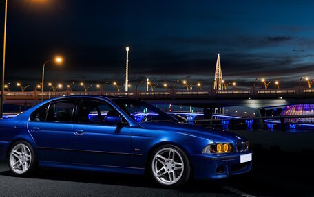 BMW 5 серия, 1999 год, 1 050 000 рублей, 18 фотография