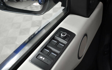 Land Rover Discovery IV, 2017 год, 2 950 000 рублей, 11 фотография