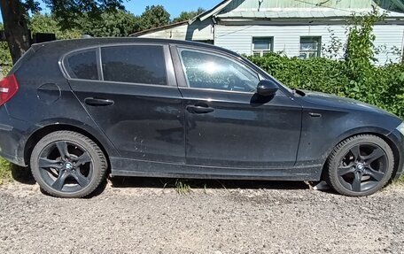 BMW 1 серия, 2009 год, 1 000 000 рублей, 1 фотография