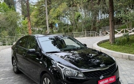 KIA Rio IV, 2020 год, 1 360 000 рублей, 1 фотография