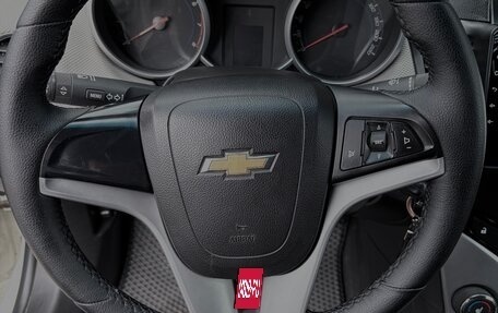 Chevrolet Cruze II, 2011 год, 889 000 рублей, 7 фотография