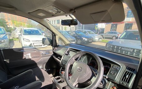 Nissan Serena III, 2009 год, 900 000 рублей, 9 фотография