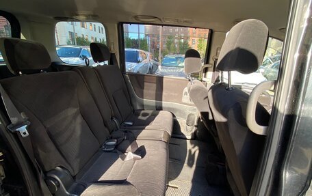 Nissan Serena III, 2009 год, 900 000 рублей, 10 фотография