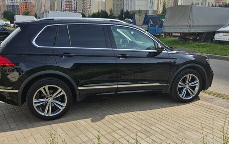 Volkswagen Tiguan II, 2019 год, 3 500 000 рублей, 2 фотография