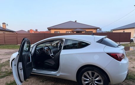 Opel Astra J, 2013 год, 680 000 рублей, 2 фотография