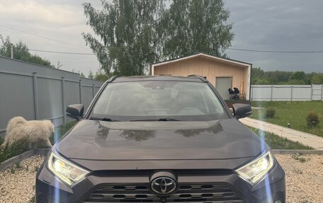 Toyota RAV4, 2020 год, 3 500 000 рублей, 2 фотография