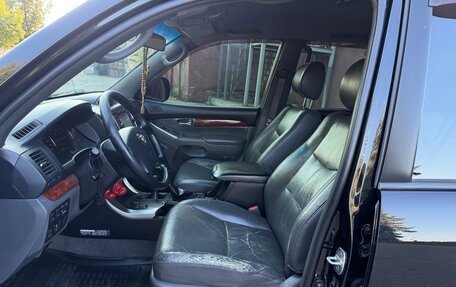 Toyota Land Cruiser Prado 120 рестайлинг, 2007 год, 2 350 000 рублей, 7 фотография
