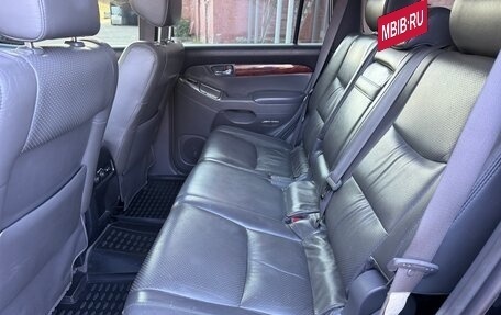 Toyota Land Cruiser Prado 120 рестайлинг, 2007 год, 2 350 000 рублей, 8 фотография