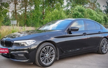 BMW 5 серия, 2018 год, 2 100 000 рублей, 11 фотография