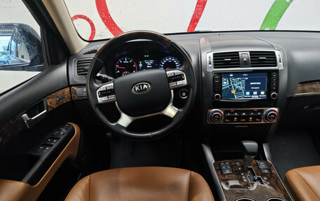 KIA Mohave I, 2017 год, 2 680 000 рублей, 20 фотография