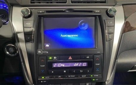 Toyota Camry, 2017 год, 2 450 000 рублей, 11 фотография