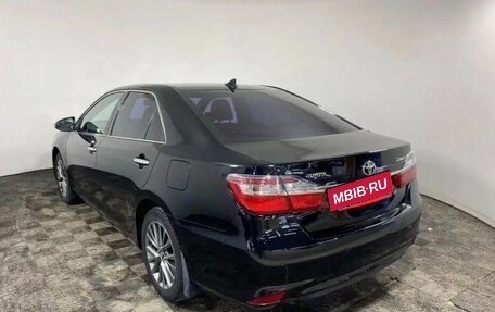 Toyota Camry, 2017 год, 2 450 000 рублей, 14 фотография