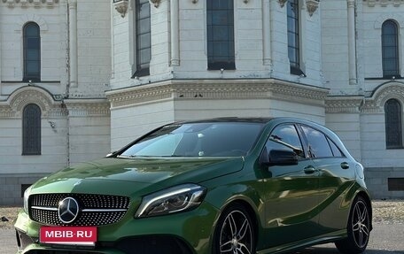 Mercedes-Benz A-Класс, 2016 год, 2 500 000 рублей, 2 фотография