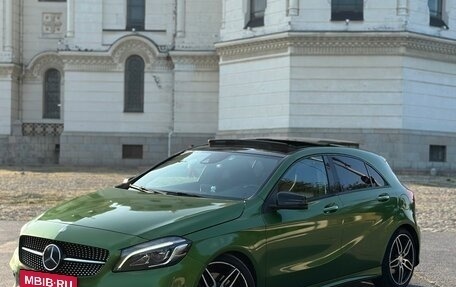 Mercedes-Benz A-Класс, 2016 год, 2 500 000 рублей, 16 фотография