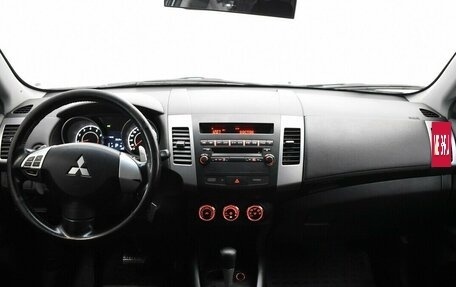 Mitsubishi Outlander III рестайлинг 3, 2010 год, 1 050 000 рублей, 5 фотография